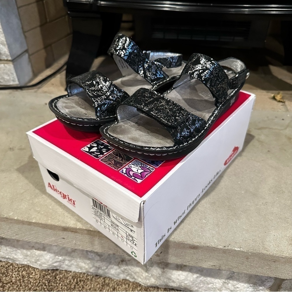 Alegria Verona sandal velcro closure black silver EU 37, US 7/7.5